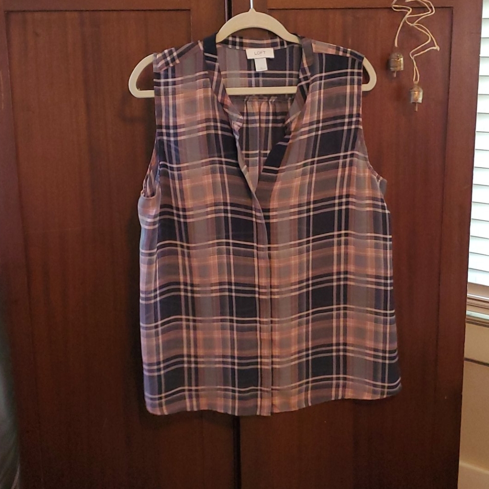Loft XL sleeveless blouse